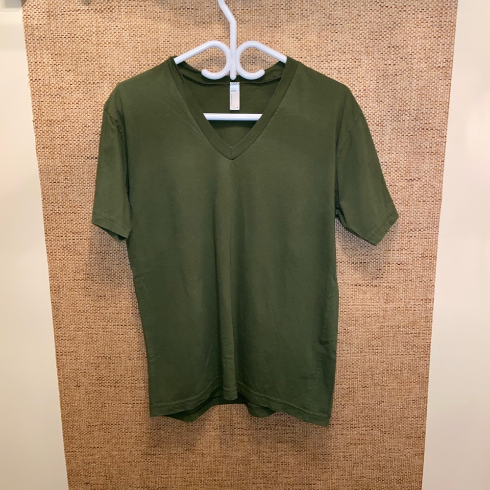 American Apparel - Green V-Neck